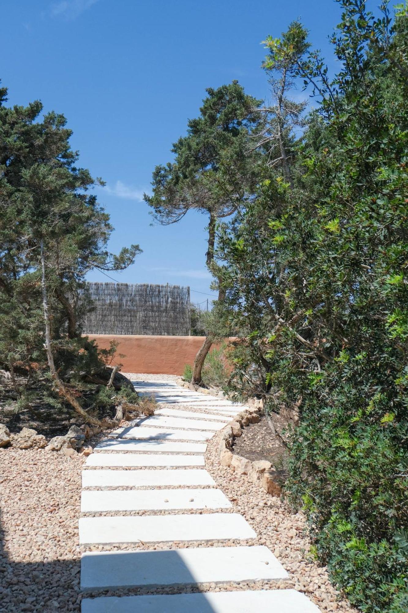 Viviendas Es Carnatge Playa Migjorn Exterior photo